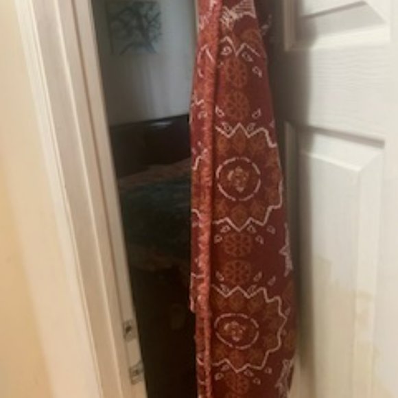 Fringed Jacquard Tapestry Hoodie - Picture 2 of 5